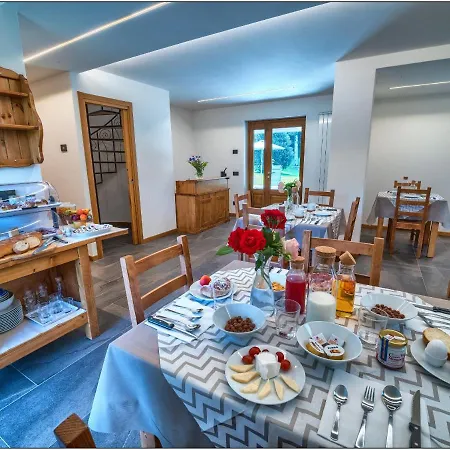 B&B Foresteria Lombarda San Rocco 콜리코